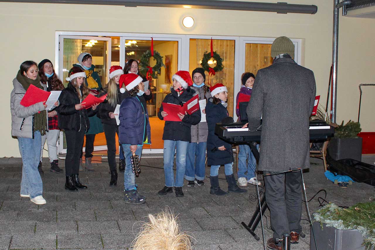 Musikverein-Langweid-Kinder-Jugendchor-Weihnachten-2021_20_Titel.jpg